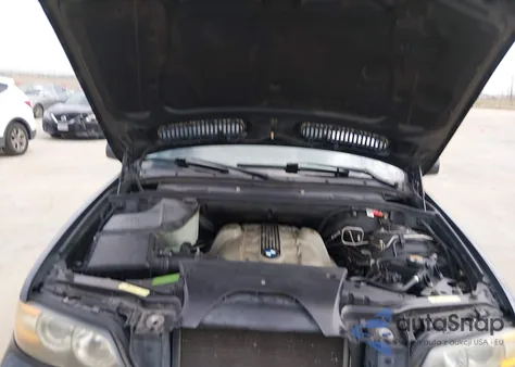 2005 BMW X5 4.4I z USA, uszkodzony, nr VIN 5UXFB53545LV17282